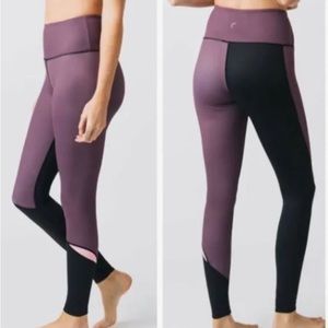 Zyia Joker Light N Tight Leggings Size 6-8